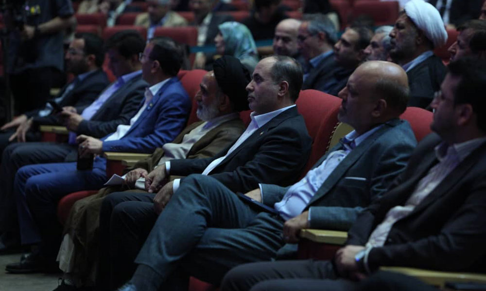 مراسم بزرگداشت روز ملی دامپزشکی در تالار وزارت کشور - مهرماه 1404-image-1