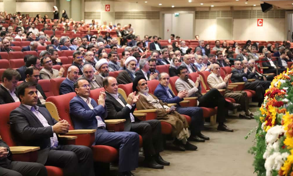 مراسم بزرگداشت روز ملی دامپزشکی در تالار وزارت کشور - مهرماه 1404-image-1