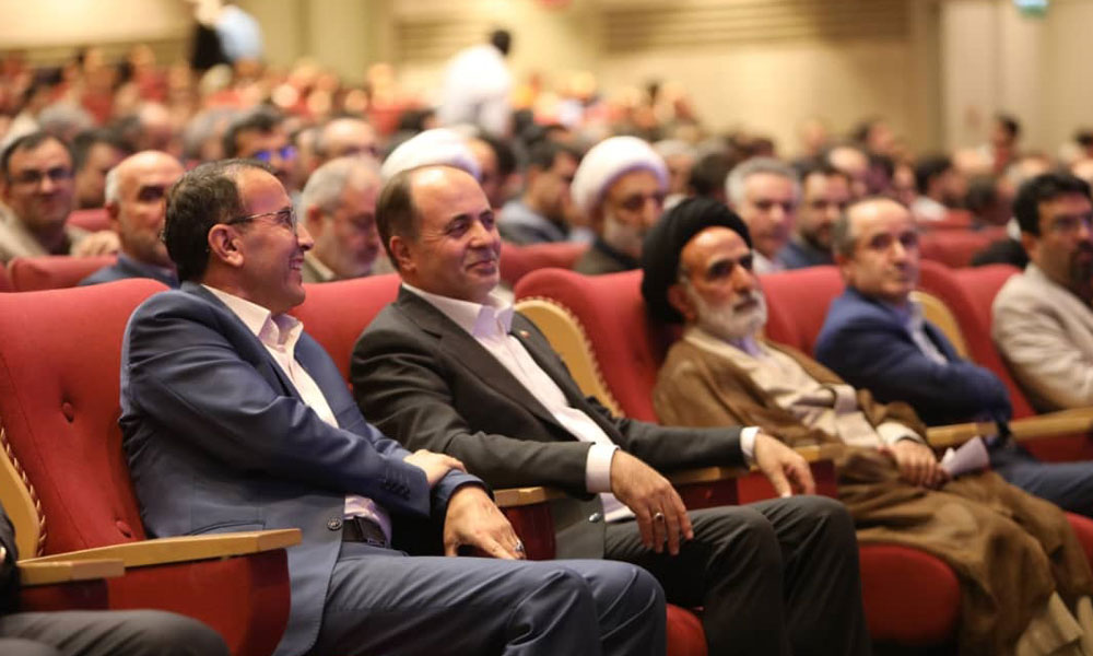 مراسم بزرگداشت روز ملی دامپزشکی در تالار وزارت کشور - مهرماه 1404-image-1