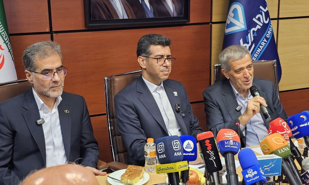 گزارش تصویری نشست خبری مشترک سازمان دامپزشکی، نظام دامپزشکی و موسسه رازی به مناسبت هفته دامپزشکی-image-1