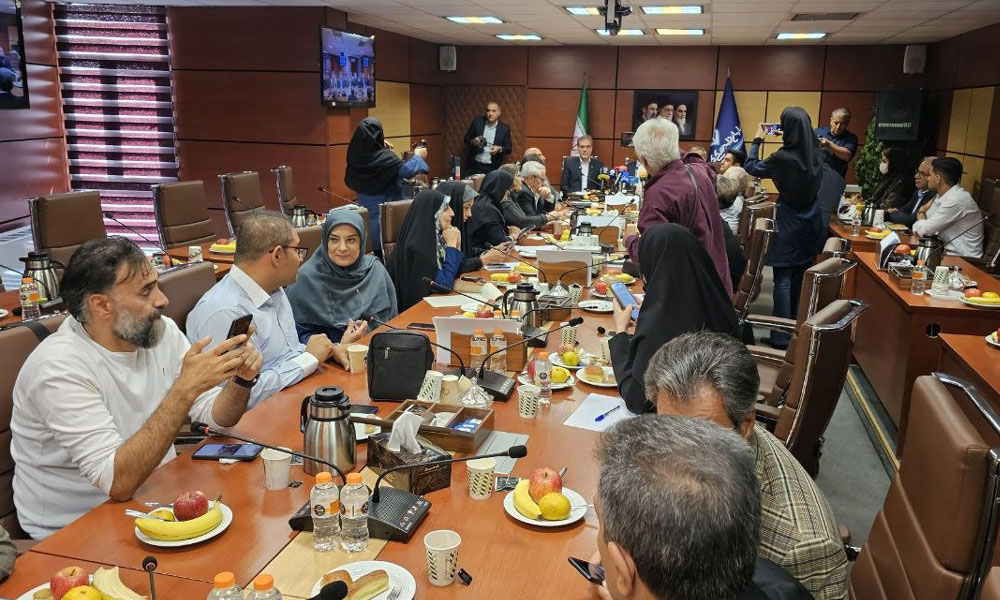 گزارش تصویری نشست خبری مشترک سازمان دامپزشکی، نظام دامپزشکی و موسسه رازی به مناسبت هفته دامپزشکی-image-1