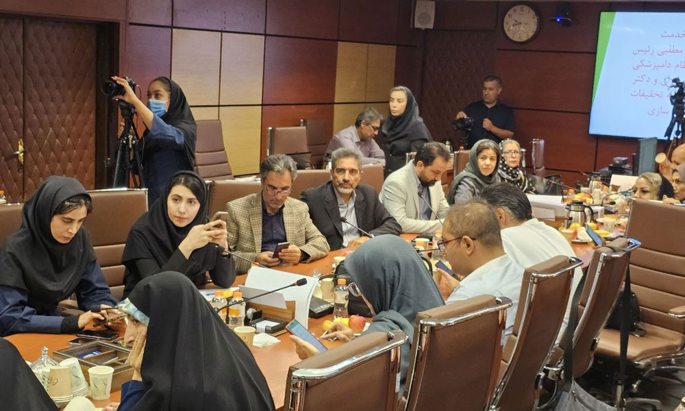 گزارش تصویری نشست خبری مشترک سازمان دامپزشکی، نظام دامپزشکی و موسسه رازی به مناسبت هفته دامپزشکی-image-1