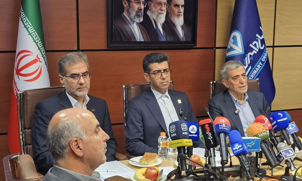 گزارش تصویری نشست خبری مشترک سازمان دامپزشکی، نظام دامپزشکی و موسسه رازی به مناسبت هفته دامپزشکی-image-1