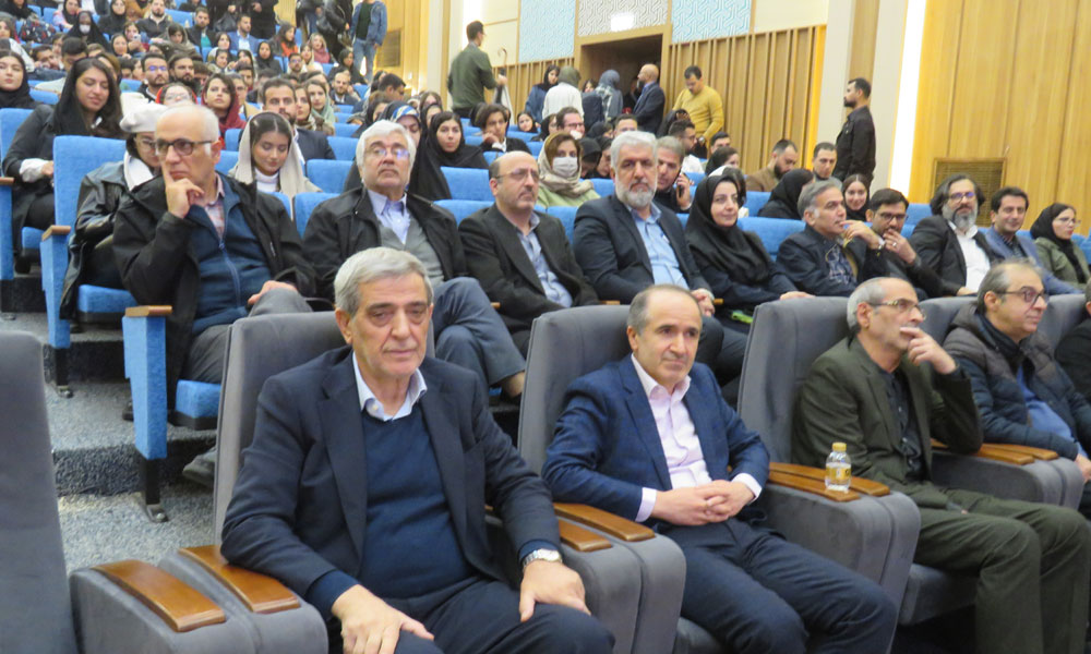 حضور و سخنرانی «دکتر عباسعلی مطلبی» در سیزدهمین کنگره ملی و نخستین کنگره بین‌المللی دانشجویی دامپزشکی