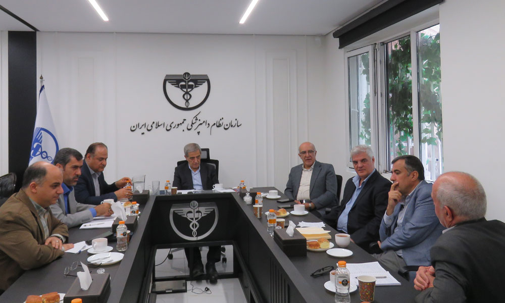 نشست تخصصی بررسی چالش‌ها و راهکارهای انتصاب مسئولین فنی بهداشتی مزارع آبزیان