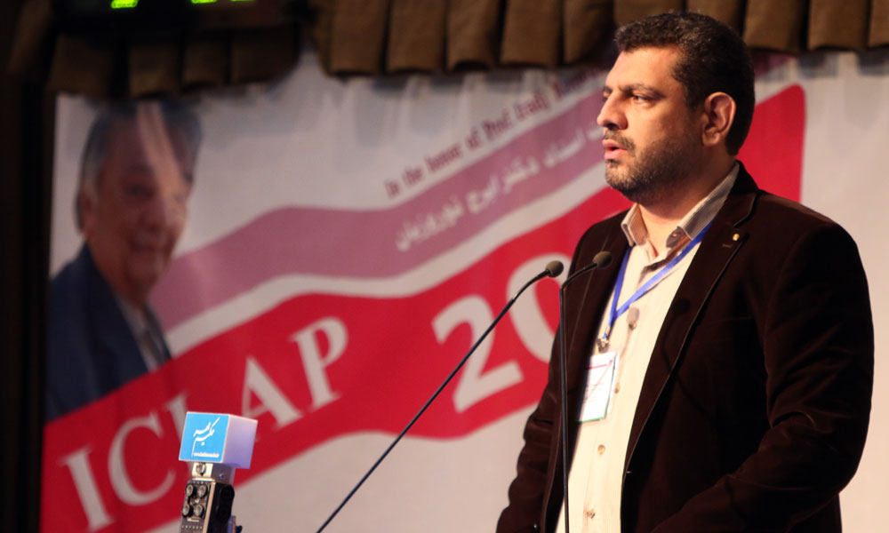 سخنرانی دکتر حامد زارعی در مراسم افتتاحیه ششمین کنگره بین المللی کلینیسین های دام های بزرگ